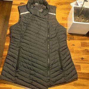 Athleta Women’s vest size M
